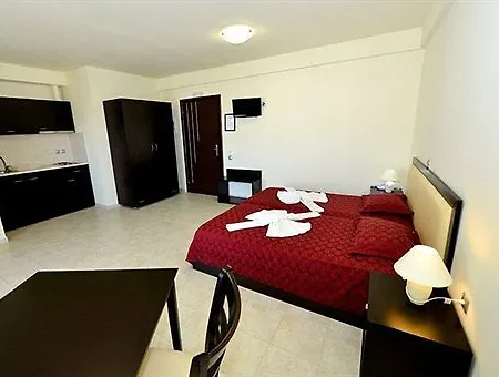Golden Rose Otel 3*