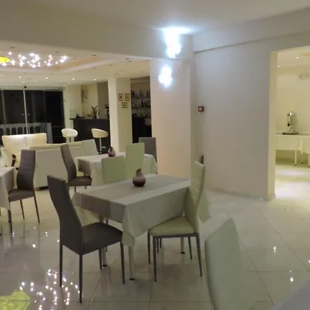 Golden Rose 3* كوليمفاري
